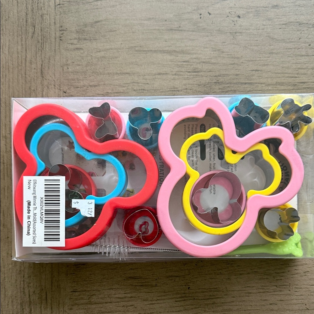 Colorful Cookie Cutter Set Mickey and Minnie